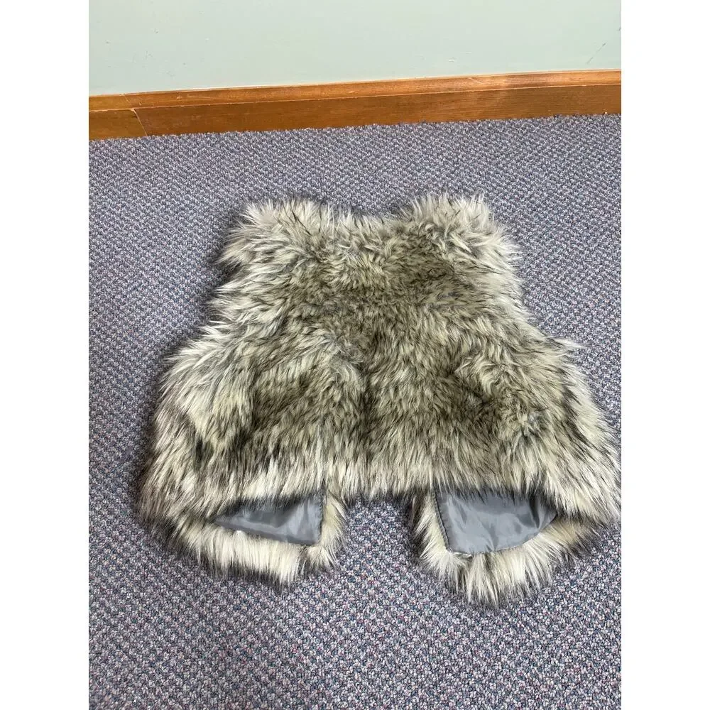 Old Navy Toddler Faux Fur Vest 4T